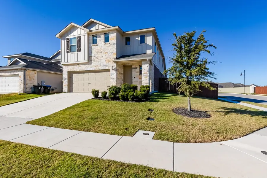 204 Mountain Valley St, Georgetown, TX 78628 - #3