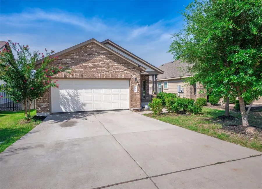 109 Lambert St, Leander, TX 78641 - #2