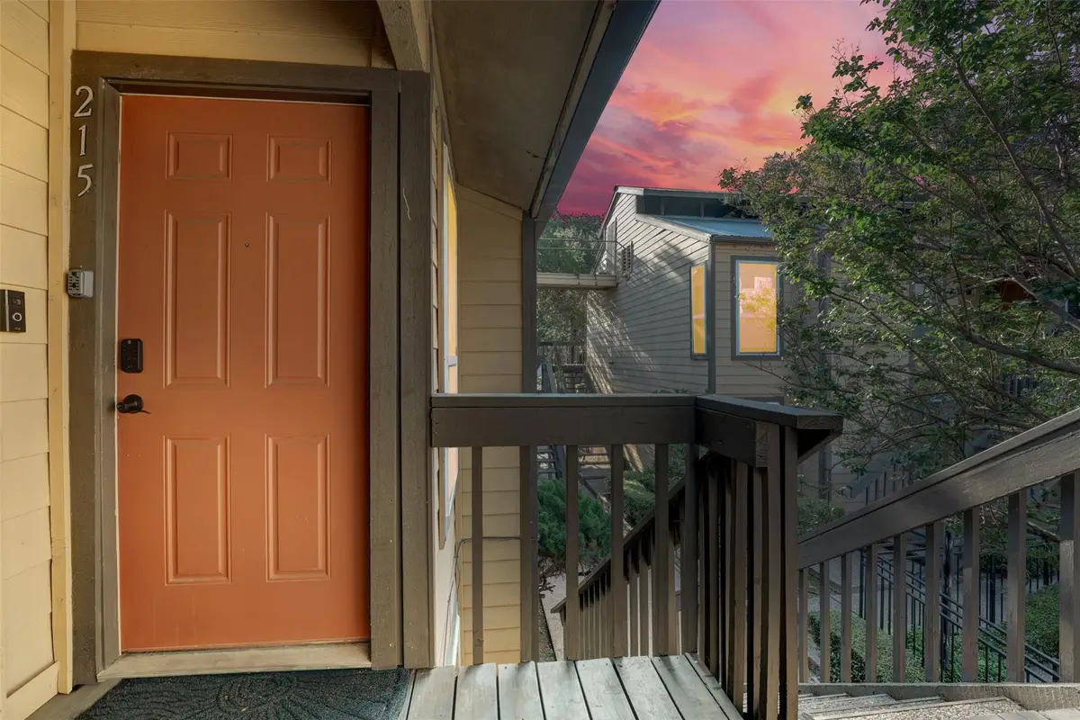 1000 W 26th St #215, Austin, TX 78705 - #1
