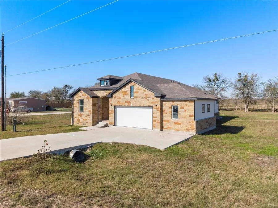 217 Gato Rd, Cedar Creek, TX 78612 - Image #2