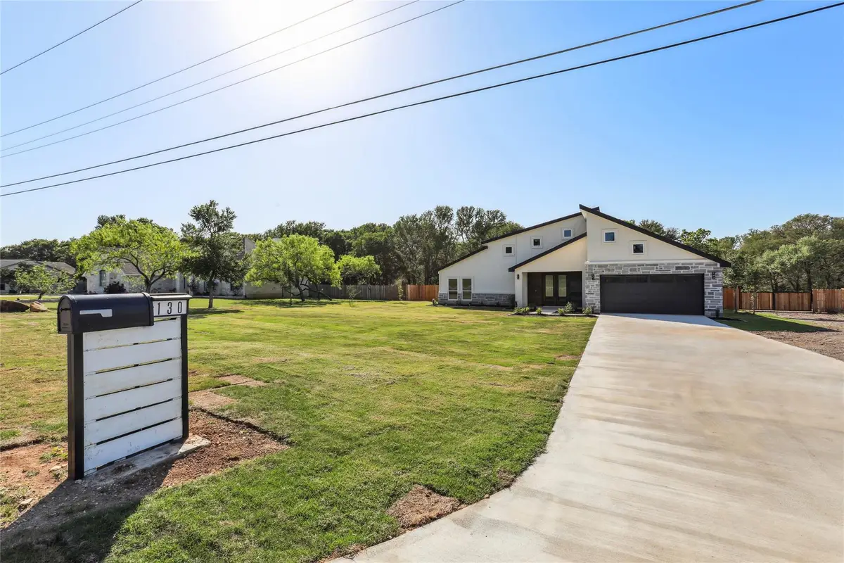 130 Creekwood Trl, Cedar Creek, TX 78612 - Image #1