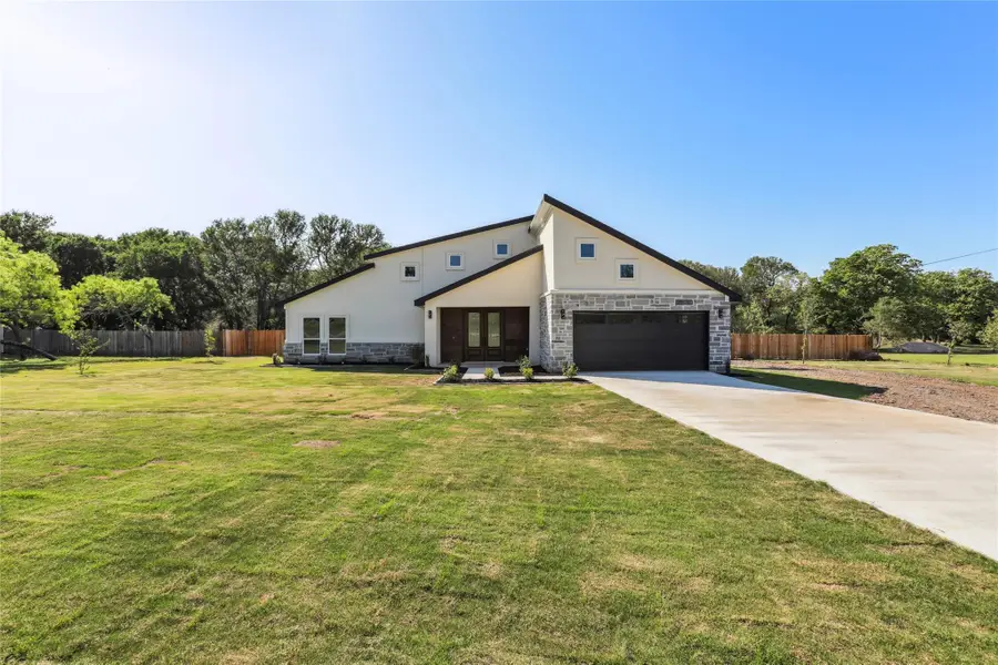 130 Creekwood Trl, Cedar Creek, TX 78612 - Image #2
