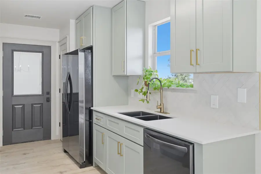 11625 Melstone Dr, Manor, TX 78653 - Image #2