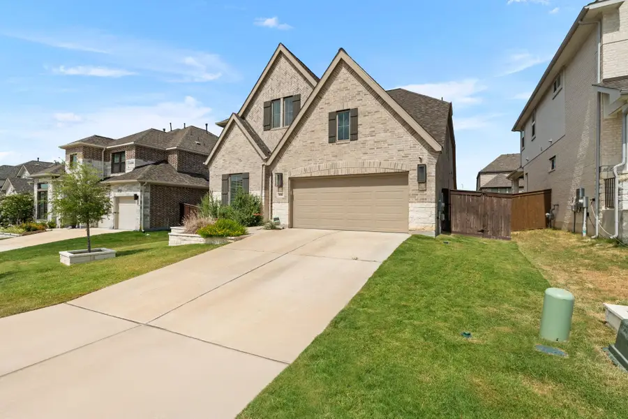 932 Mollie Mcbride Ln, Leander, TX 78641 - #2