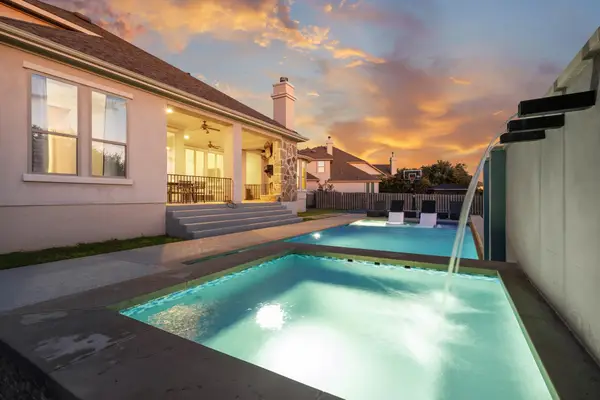 9024 Eagle Vista Ct, Austin, TX 78738