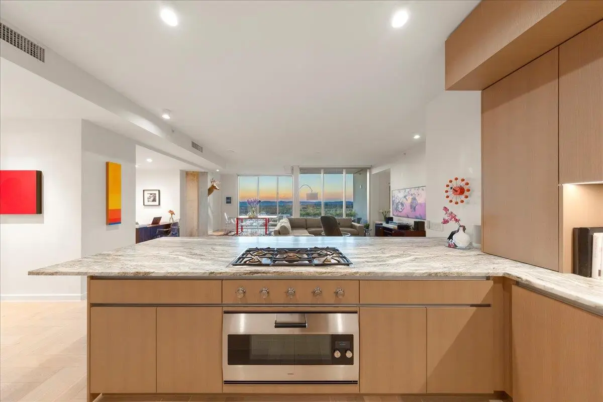 313 W 17th St #1104, Austin, TX 78701 - Image #1