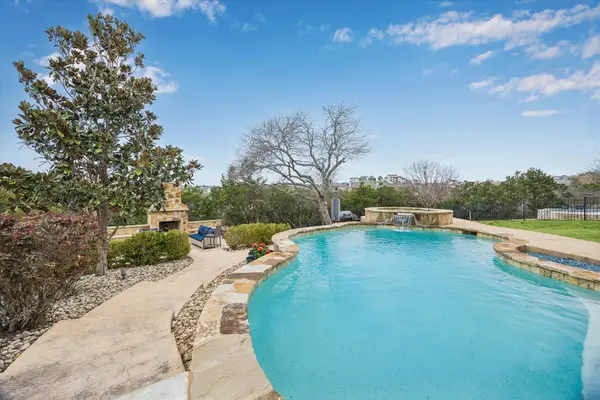 1812 Harvest Dance Dr, Leander, TX 78641
