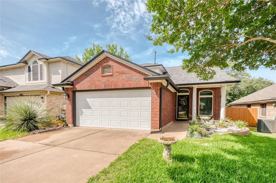 8325 Osborne Dr, Austin, TX 78729 - #2