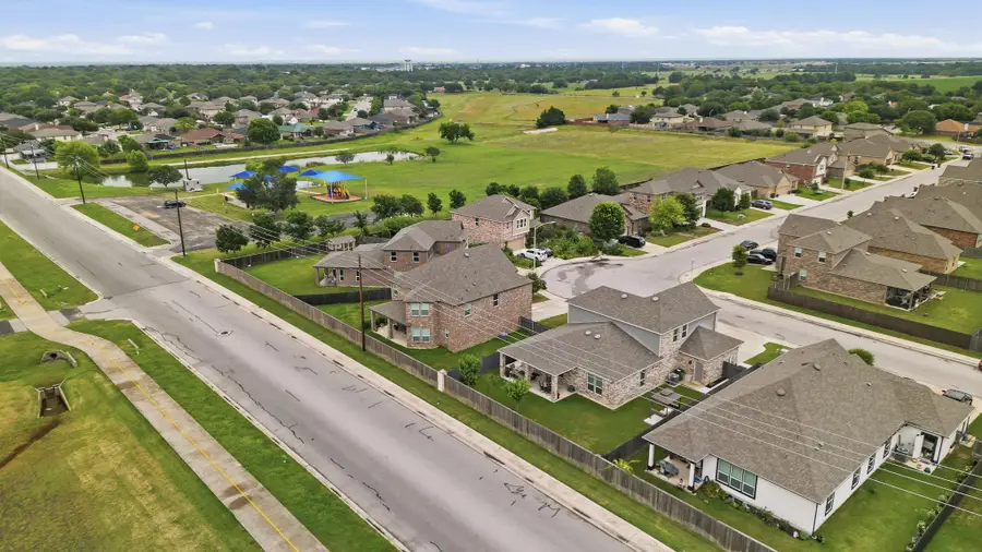 1515 Foxglove Dr, Lockhart, TX 78644 - #3