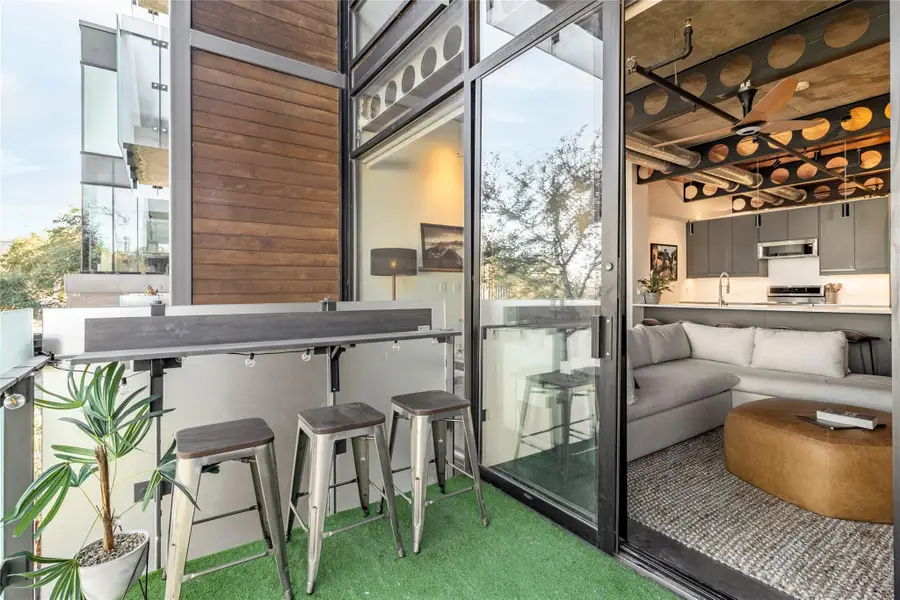 1401 Eva St #206, Austin, TX 78704 - #3