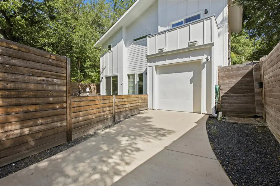 2505 E 11th St #2, Austin, TX 78702 - #3