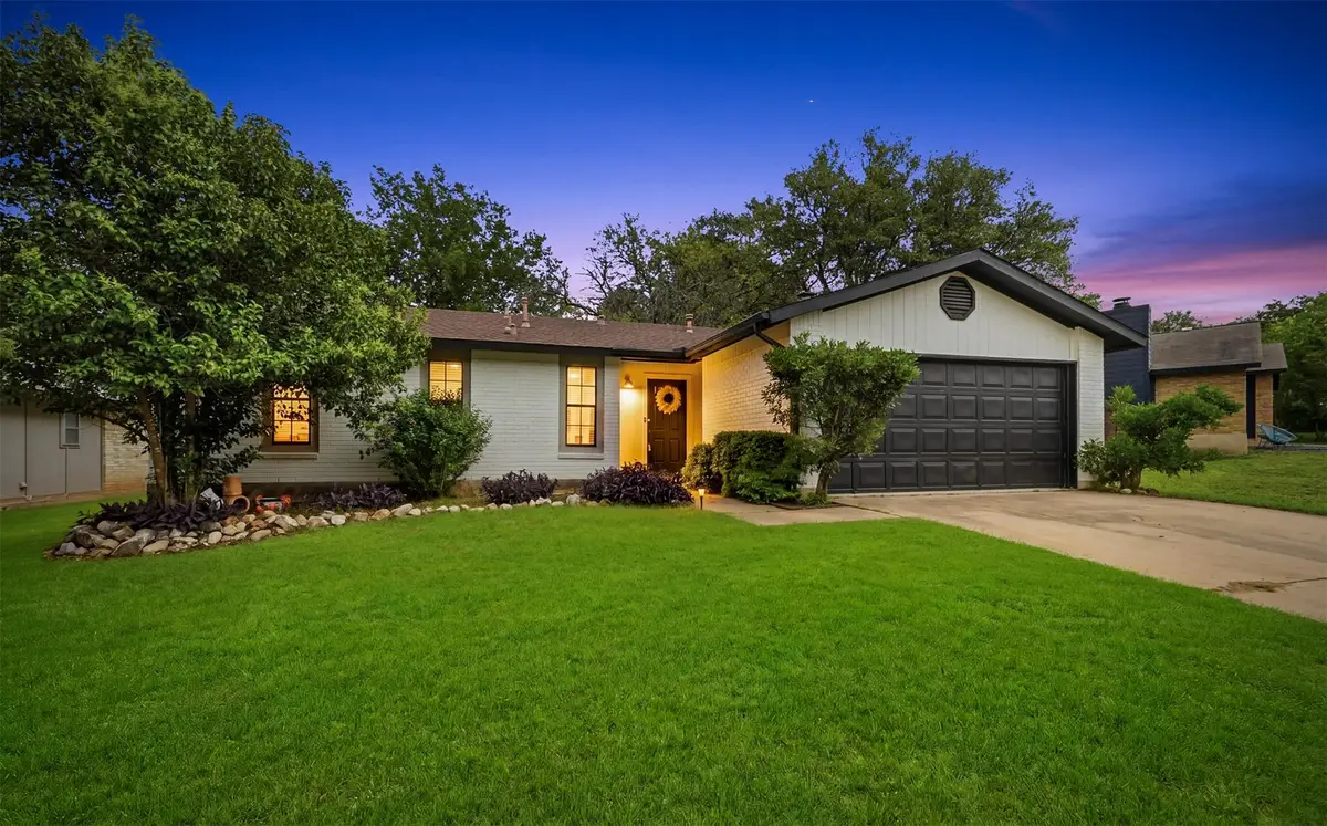 6805 Rearden Rd, Austin, TX 78745 - #1