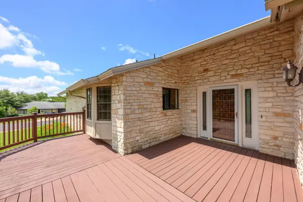 7210 Smokey Hill Rd, Austin, TX 78736