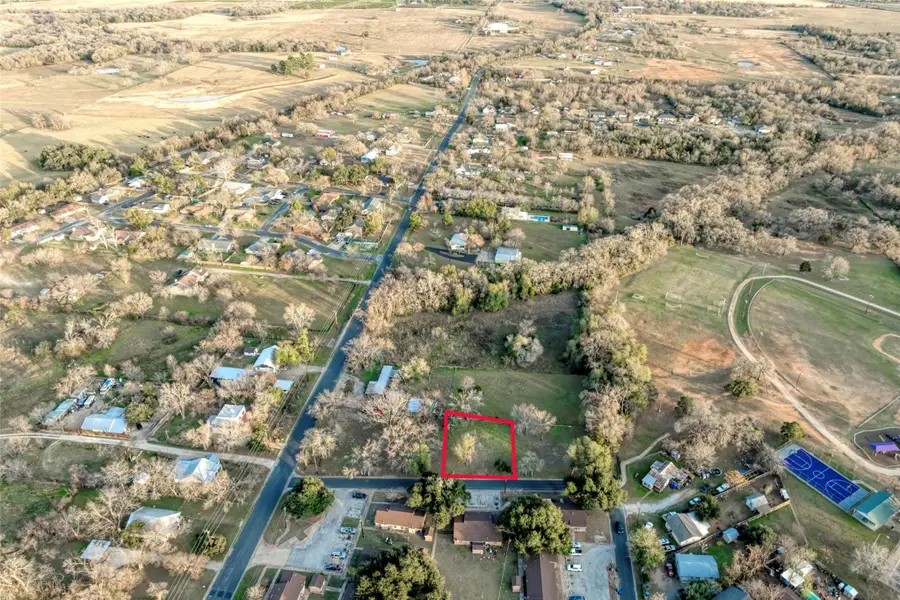 Lot 3 E Alamo St, Elgin, TX 78621 - #3