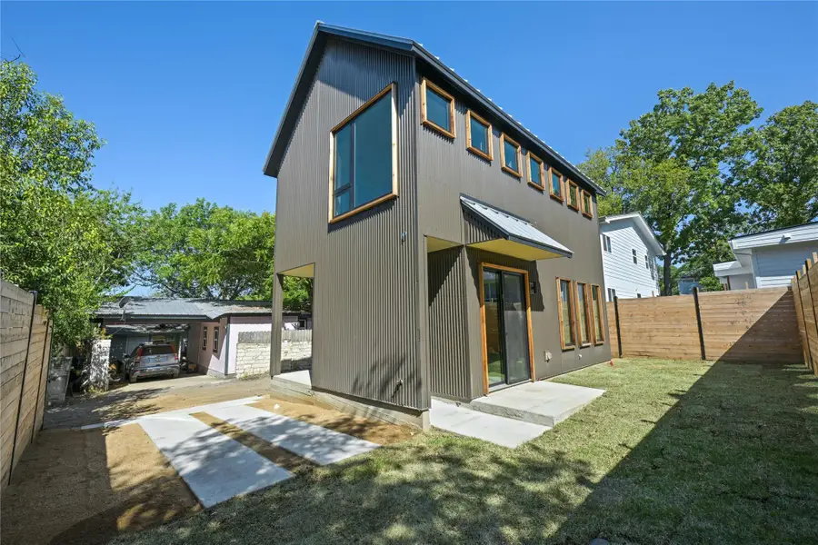 1606 Cedar Ave #B, Austin, TX 78702 - #2