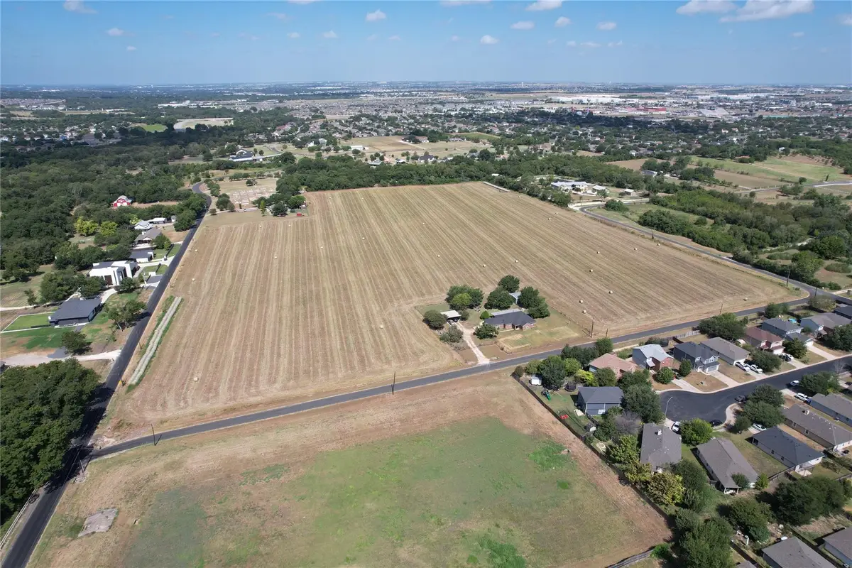 460 County Road 135 Rd, Hutto, TX 78634 - #1