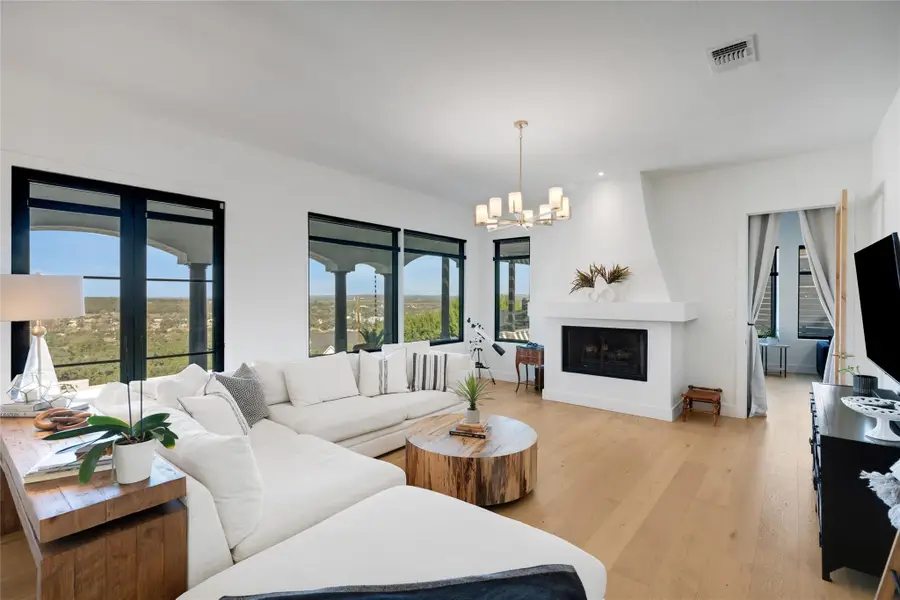 401 Rogart Dr, Spicewood, TX 78669 - #3