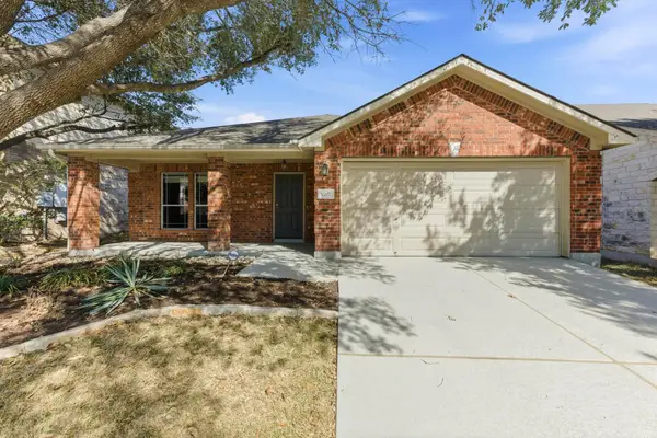 9207 Pioneer Forest Dr, Austin, TX 78744