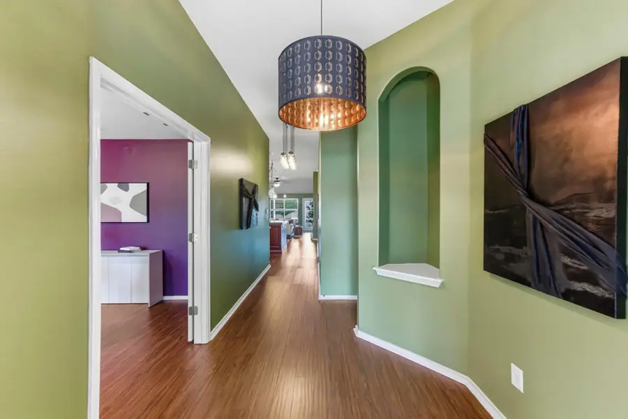 9207 Pioneer Forest Dr, Austin, TX 78744 - #3