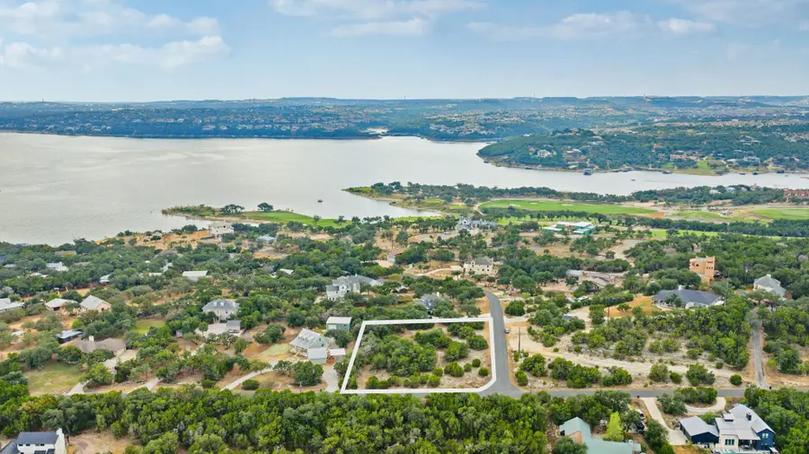 927 Debco Ln, Spicewood, TX 78669 - #2