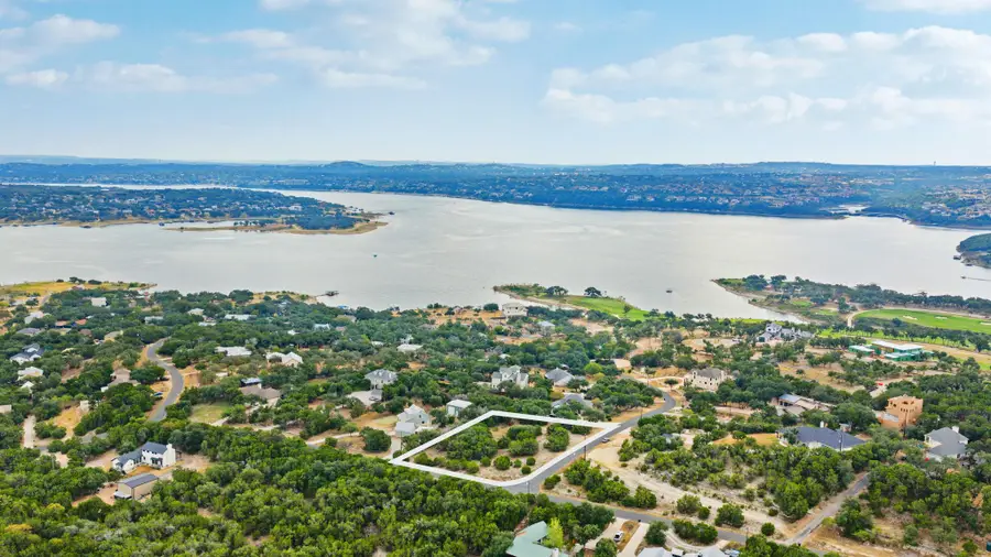 927 Debco Ln, Spicewood, TX 78669 - #3