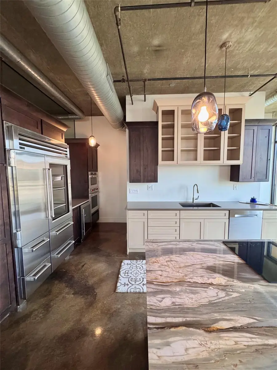 311 W 5th St #905, Austin, TX 78701 - Image #3