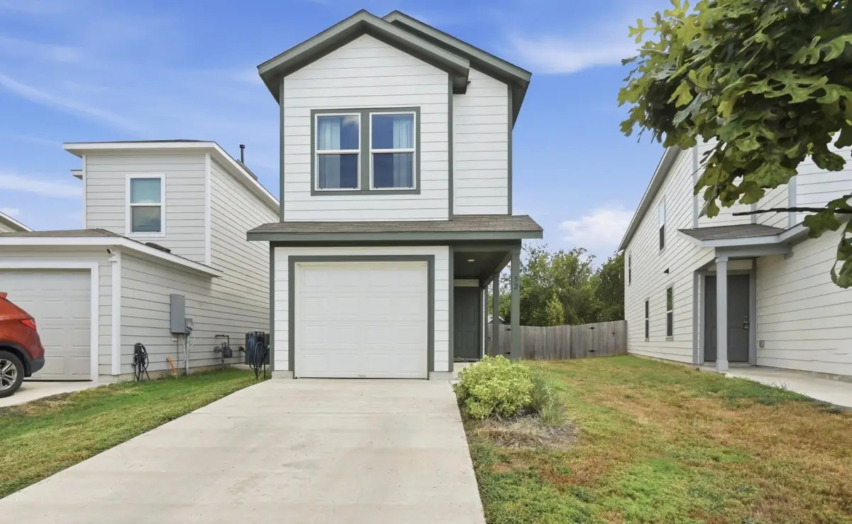 52 Trinity Cir, Lockhart, TX 78644 - #1
