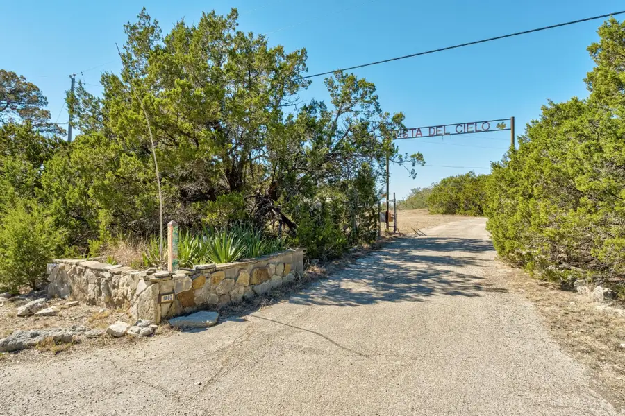 1802 Overland Stage Rd, Dripping Springs, TX 78620 - #2