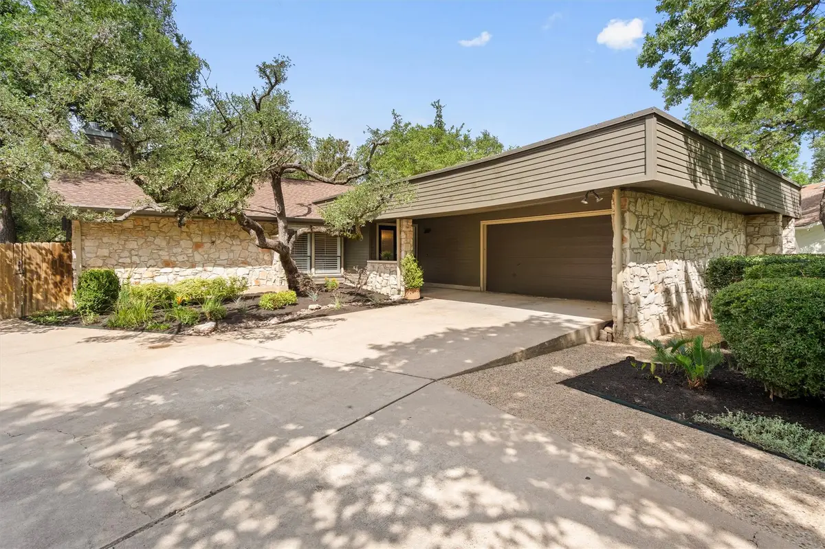 10505 Ronwood Dr, Austin, TX 78750 - #1