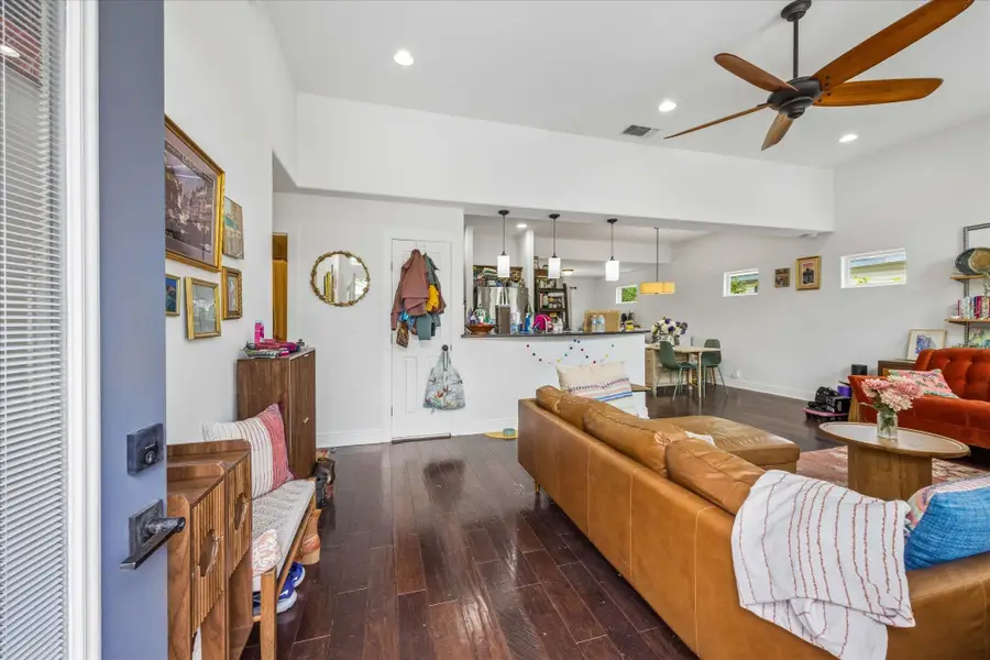 1800 Deloney St, Austin, TX 78721 - #3