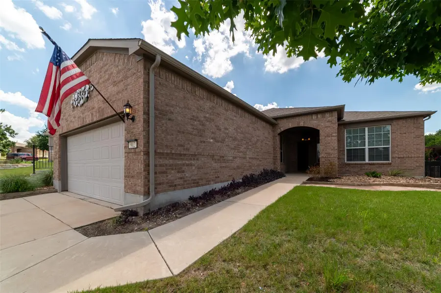 902 Dome Peak Ln, Georgetown, TX 78633 - Image #3