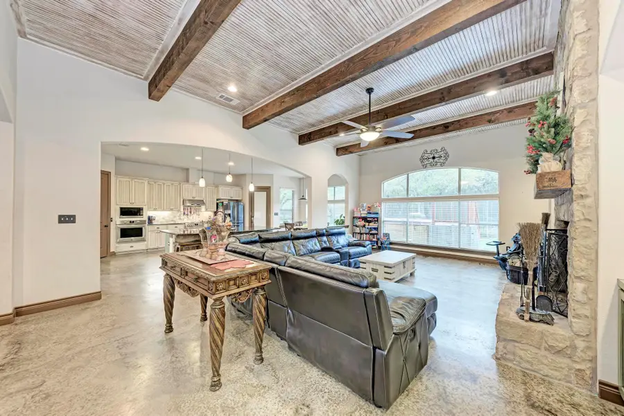 1325 County Road 106, Lampasas, TX 76550 - Image #2