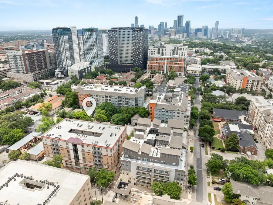 711 W 26th St #303, Austin, TX 78705 - #3
