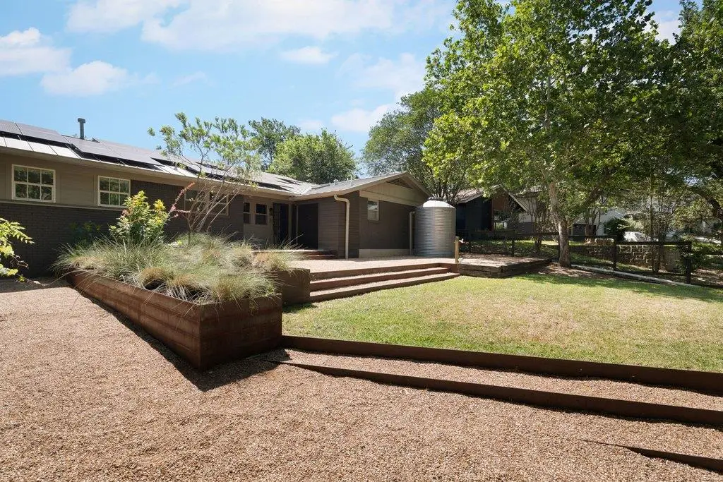2301 Alta Vista Ave, Austin, TX 78704 - #1