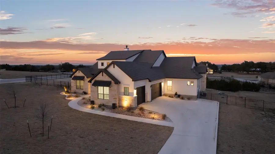 501 Francis Ct, Liberty Hill, TX 78642 - #2