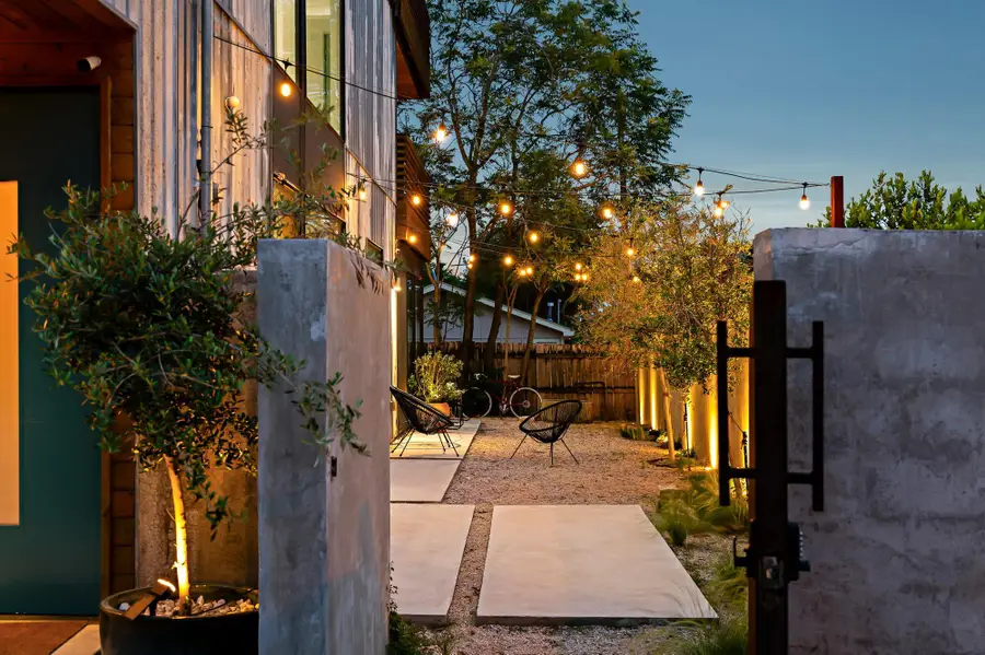 2201 Santa Rosa St, Austin, TX 78702 - #2