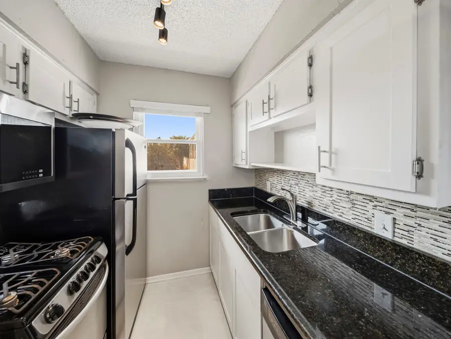2401 Manor Rd #222, Austin, TX 78722 - #2