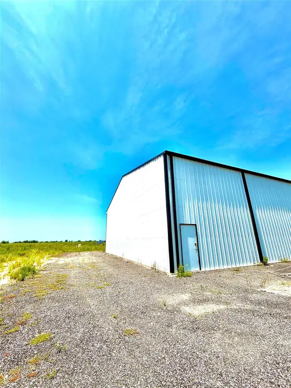1178 Beal Rd, Eagle Lake, TX 77434