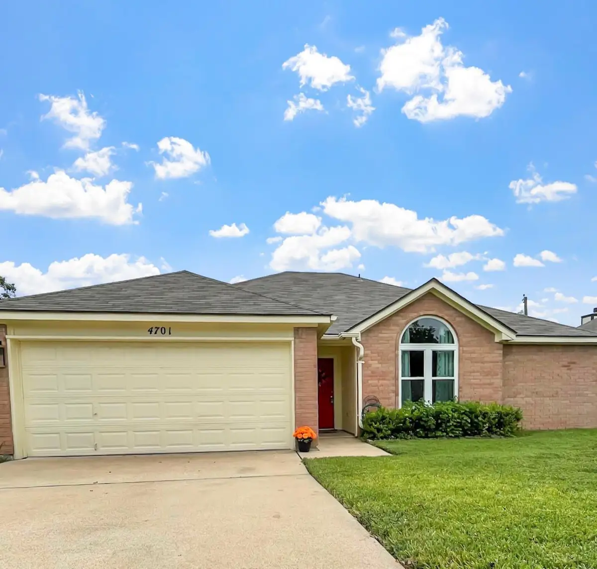 4701 High Pointe Dr, Temple, TX 76502 - #1