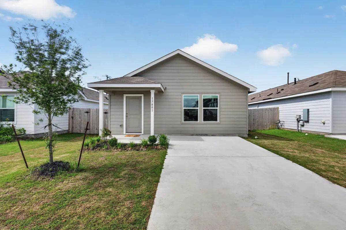 17801 Dockery Dr, Elgin, TX 78621 - #1