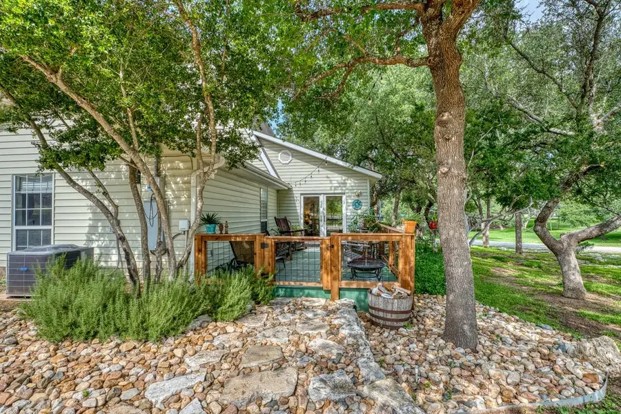 1106 N Shorewood Dr, Granite Shoals, TX 78654 - #3