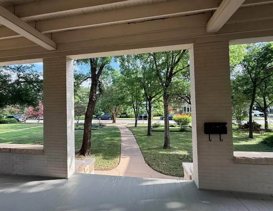614 W 32nd St, Austin, TX 78705 - #2