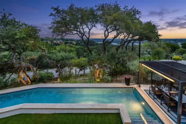 111 Highlander St, Lakeway, TX 78734