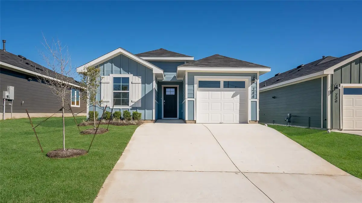 132 Celosia Loop, Uhland, TX 78640 - Image #1
