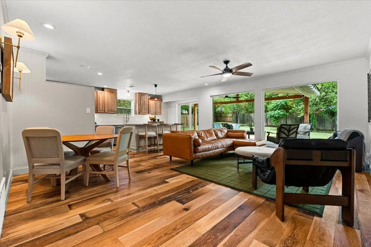 2802 Leeds Cv, Austin, TX 78745 - #1
