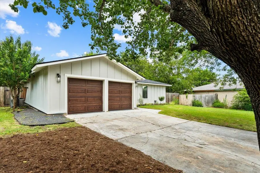 2802 Leeds Cv, Austin, TX 78745 - #3