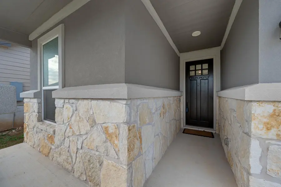 185 Six Shooter Dr, Kyle, TX 78640 - #2