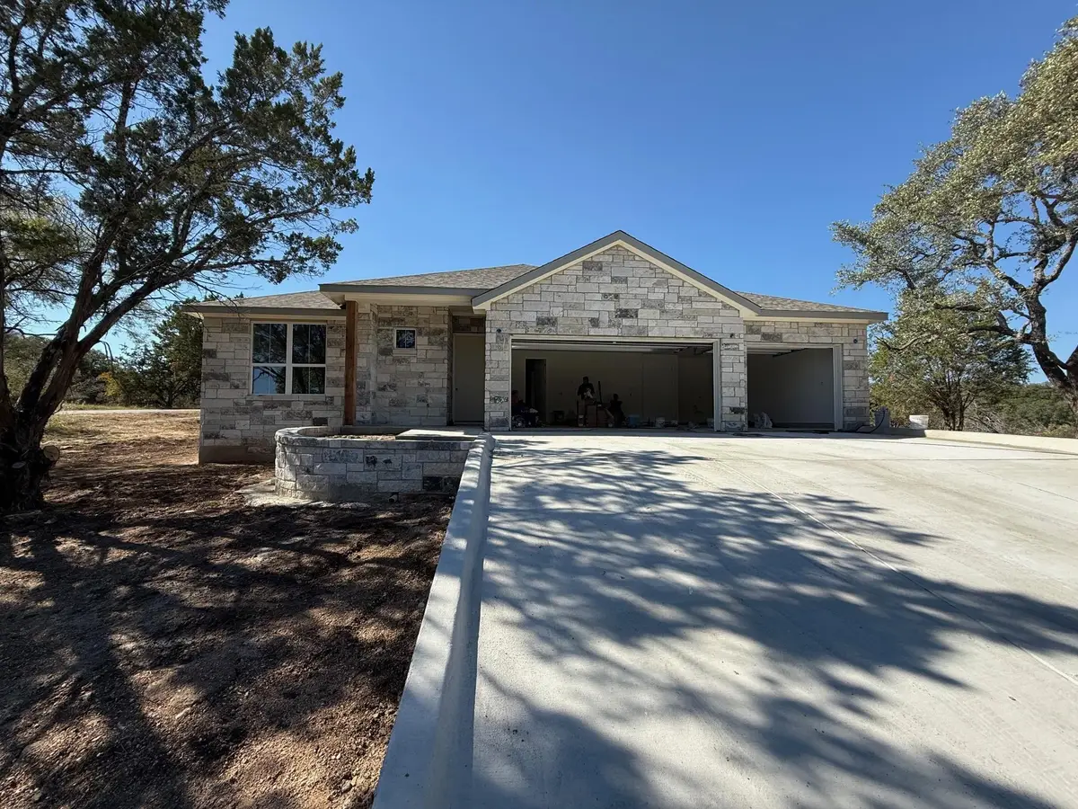 112 Broken Bow St, Horseshoe Bay, TX 78657 - Image #1