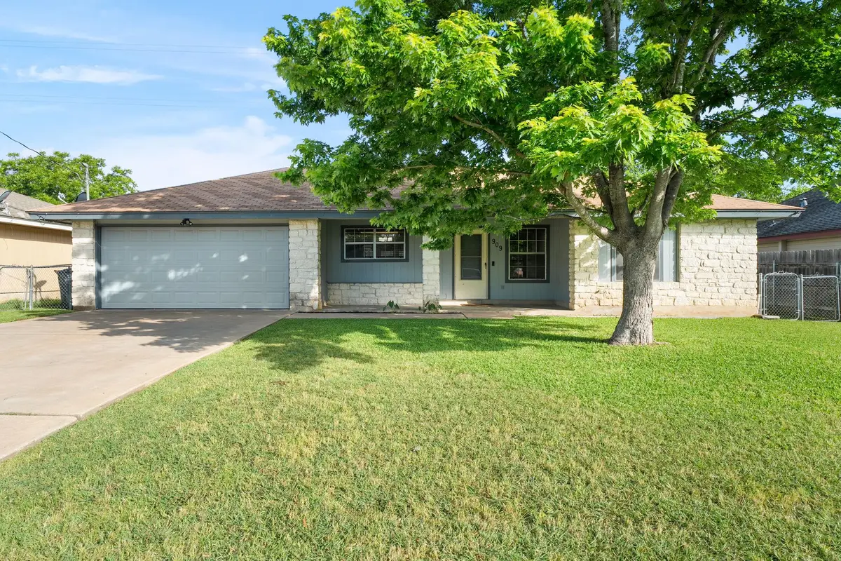 909 Garden View Dr, Georgetown, TX 78628 - #1