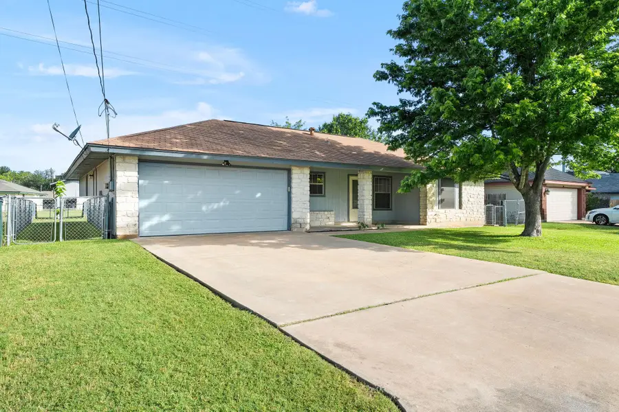 909 Garden View Dr, Georgetown, TX 78628 - #3